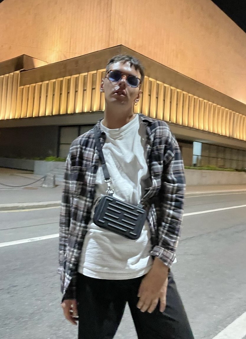 9c484a1d-2b79-4bef-b781-8c8bd32532db